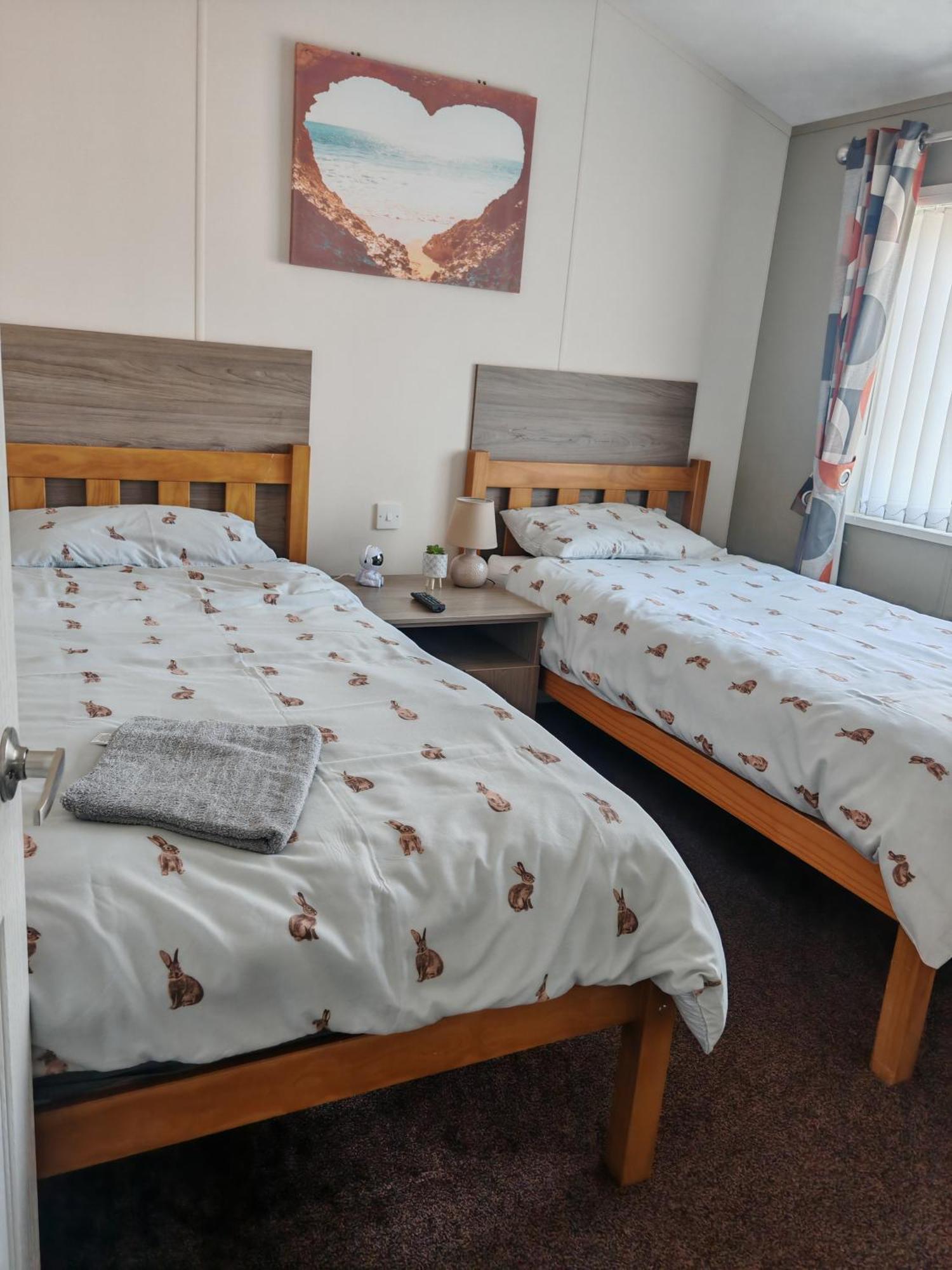 Manor Park Dog Friendly 2 Bed, 6 Berth With Decking 600 Yard's From The In * Hunstanton